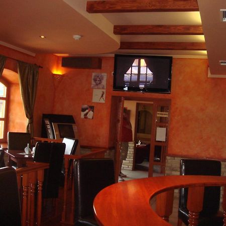 Bed and Breakfast Platan Panzio Nagyszenas Zewnętrze zdjęcie