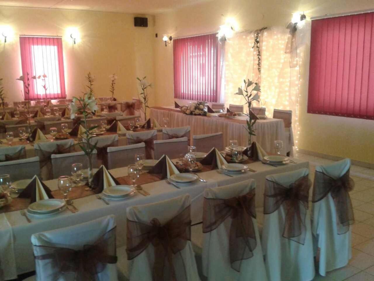 Bed and Breakfast Platan Panzio Nagyszenas Zewnętrze zdjęcie